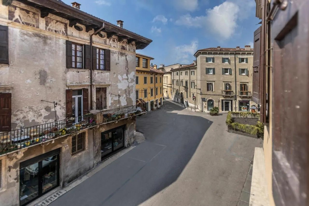 La Bella Verona Luxury Apartments 0*,