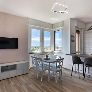  Appartamento Borgo Milano Penthouse - With Parking